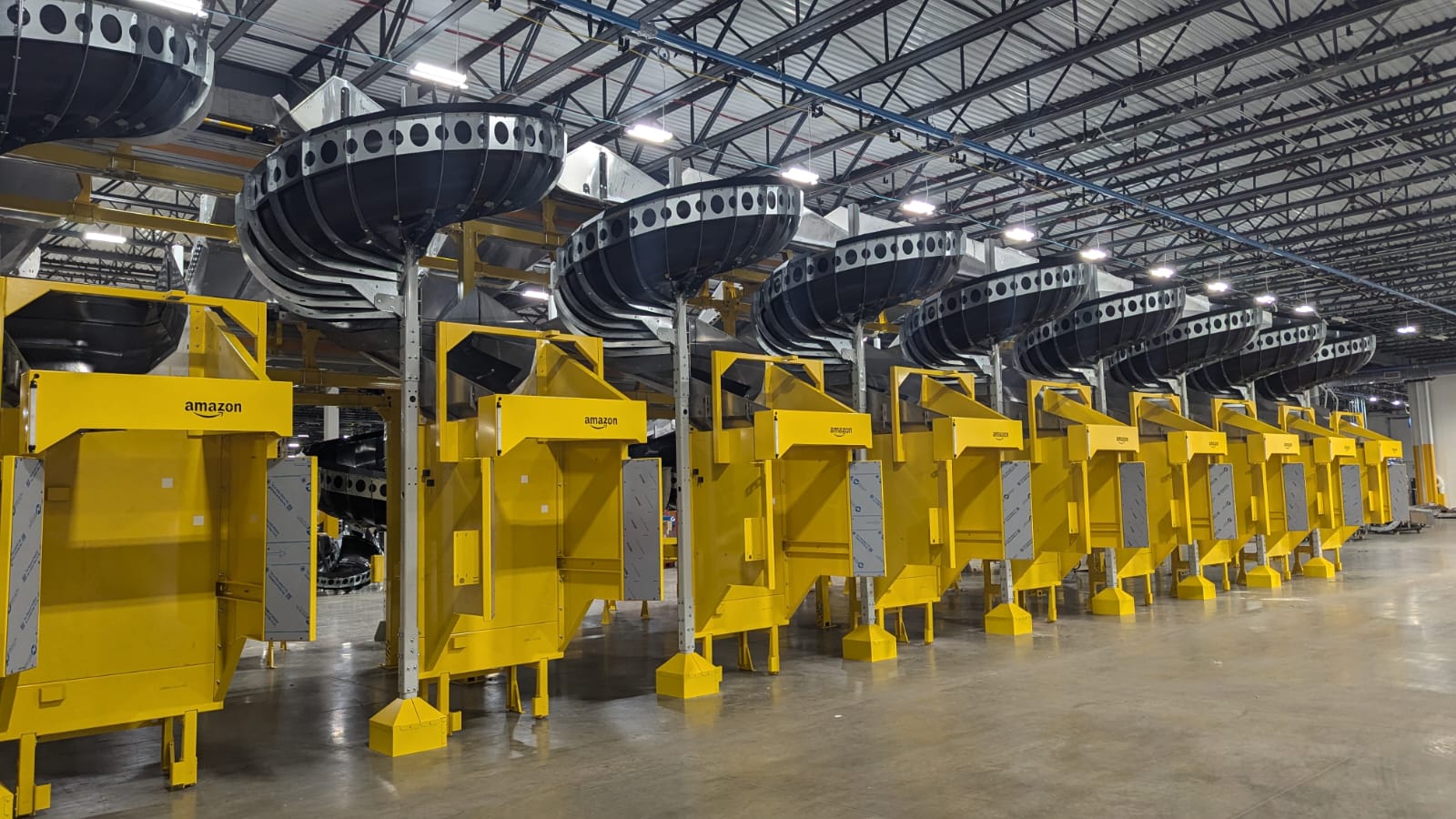 Spiral chutes